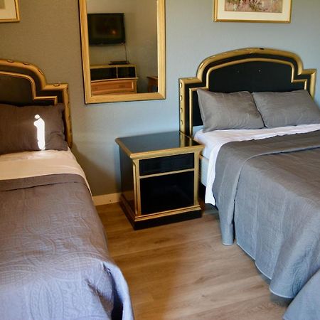 Texas Lodge Kenedy Εξωτερικό φωτογραφία