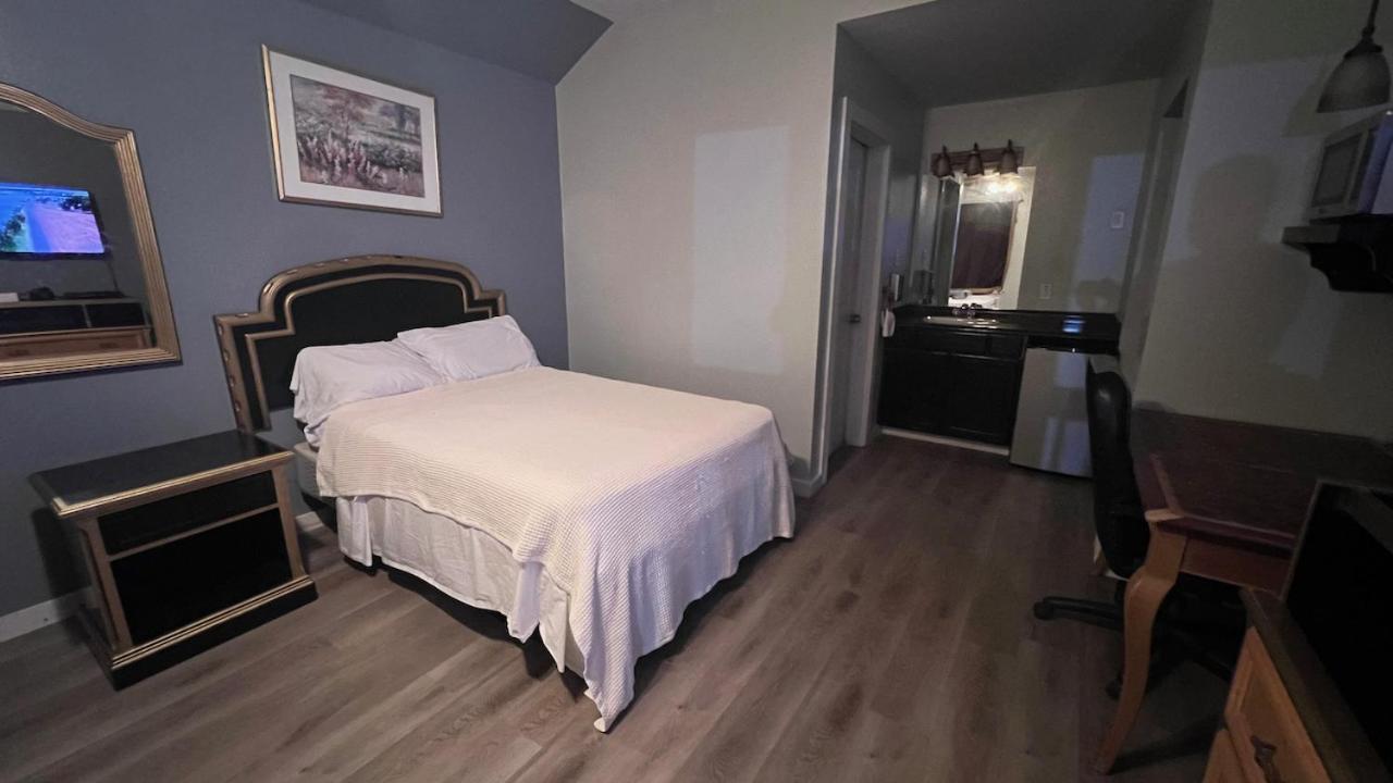 Texas Lodge Kenedy Εξωτερικό φωτογραφία