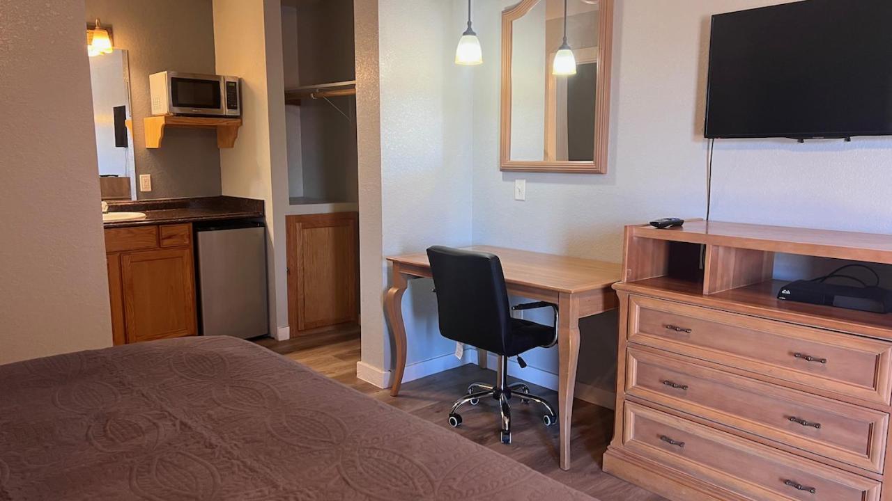 Texas Lodge Kenedy Εξωτερικό φωτογραφία