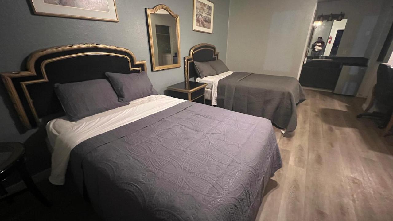 Texas Lodge Kenedy Εξωτερικό φωτογραφία
